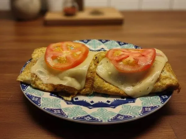 Omelete Calabresa