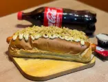 Musta Dog Premium + Coca 1l