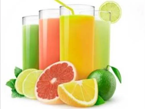 Suco natural 300 e 500ml envasado em garrafinha descartável