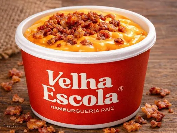 Piscina de cheddar + bacon crocante